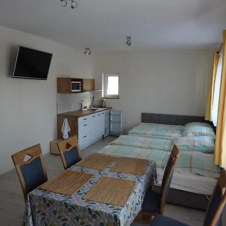 Osrodek Korab Guest house 3*